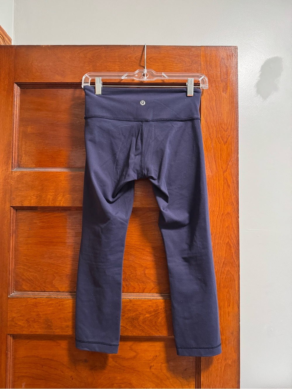 lululemon Women’s Capri Navy Leggings